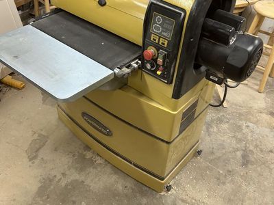 Powermatic surface sander