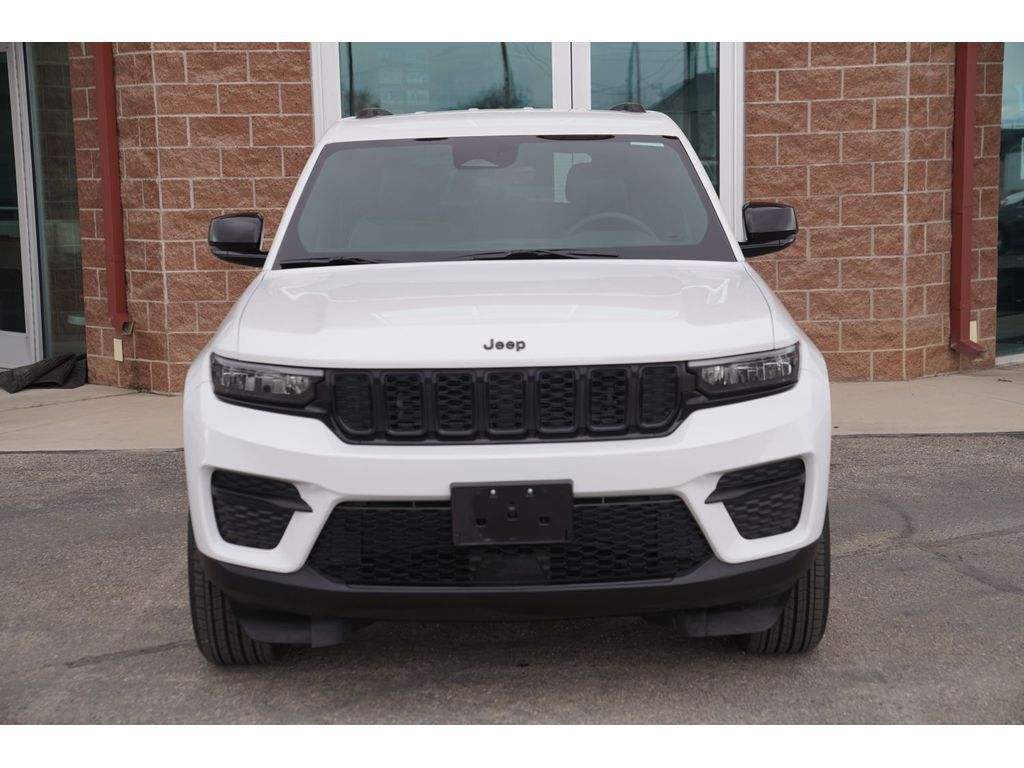 2025 JEEP GRAND CHEROKEE Altitude