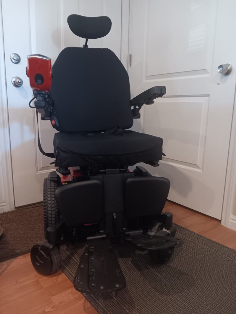 Edge 3 Quantum Rehab power wheelchair, iLevel® technology