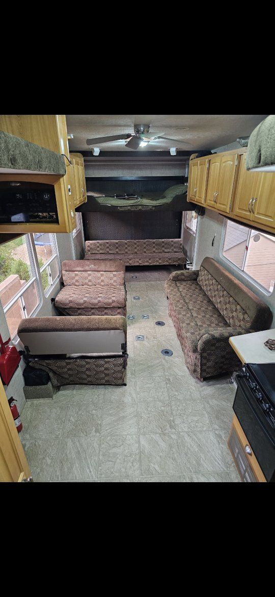 Main image 13