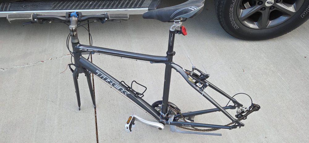 Trex 7.3 FX Bike Frame & components