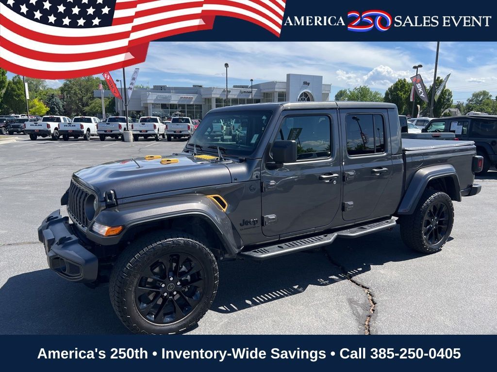 2024 Jeep Gladiator NightHawk