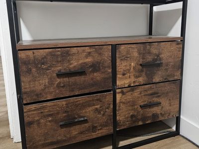 PRICE DROP - 4 drawer bedroom/living room organize