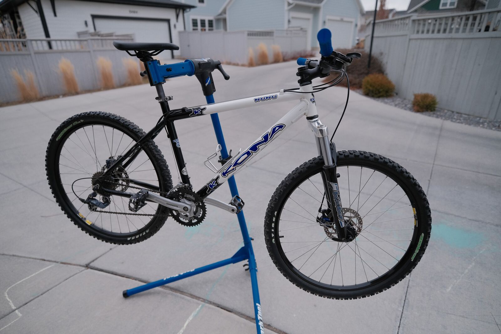 2003 Kona Nunu 26" Hardtail Mountain Bike Large