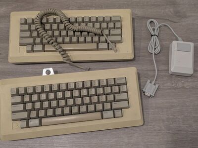 Macintosh Plus Keyboards And Mouse