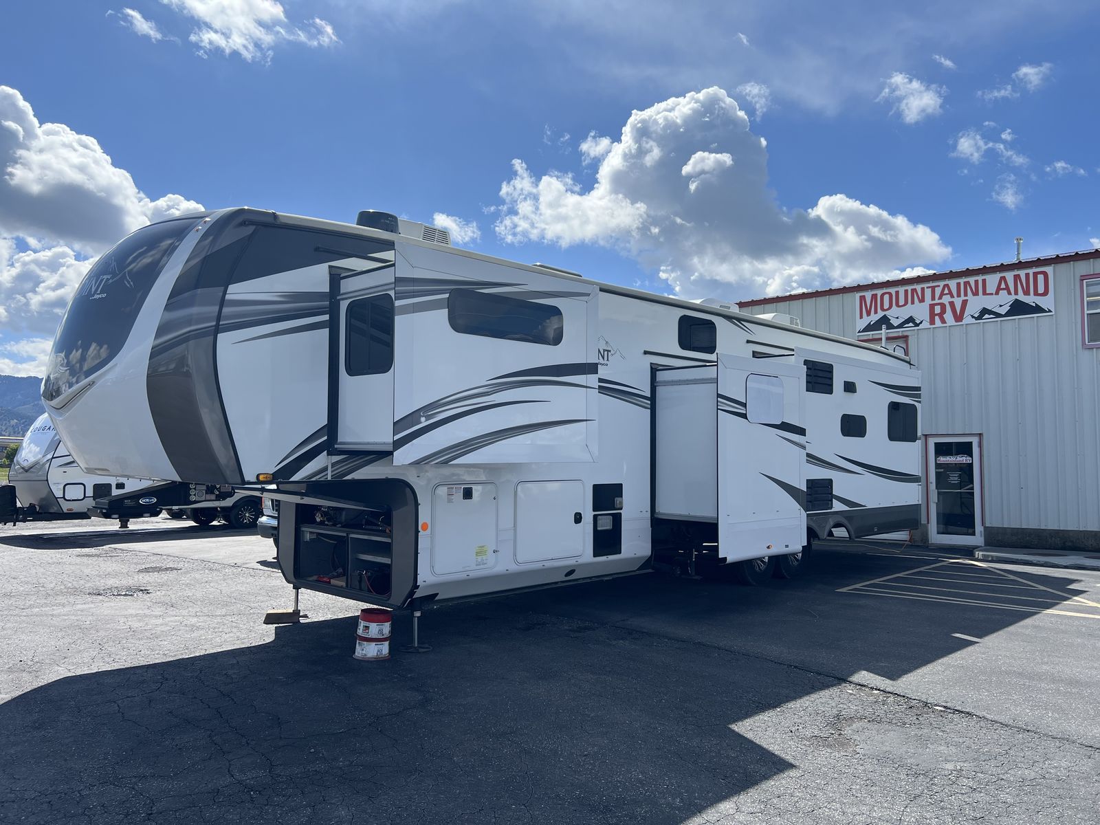 2021 JAYCO NORTH POINT 377RLBH