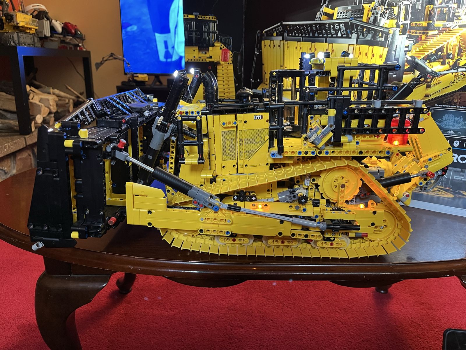Main image 2