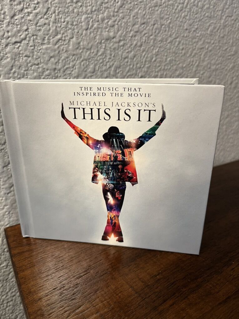 Michael Jackson This Is It 2 Disc Souvenir