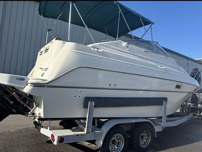 1996 Maxum 2400 SCR Cabin Cruiser – Freshwater Boat – Half-Ton Towable