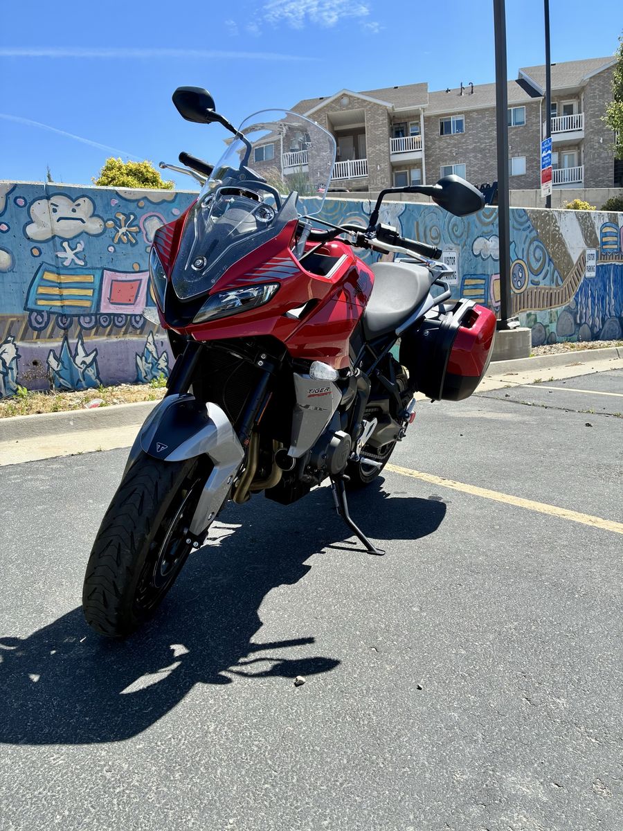 Like New Triumph Tiger Sport 660