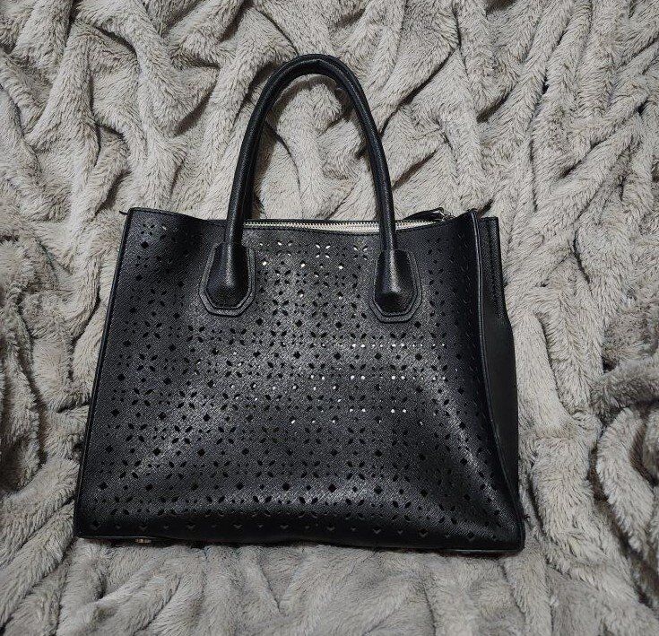 Urban Expressions Vegan Leather Purse