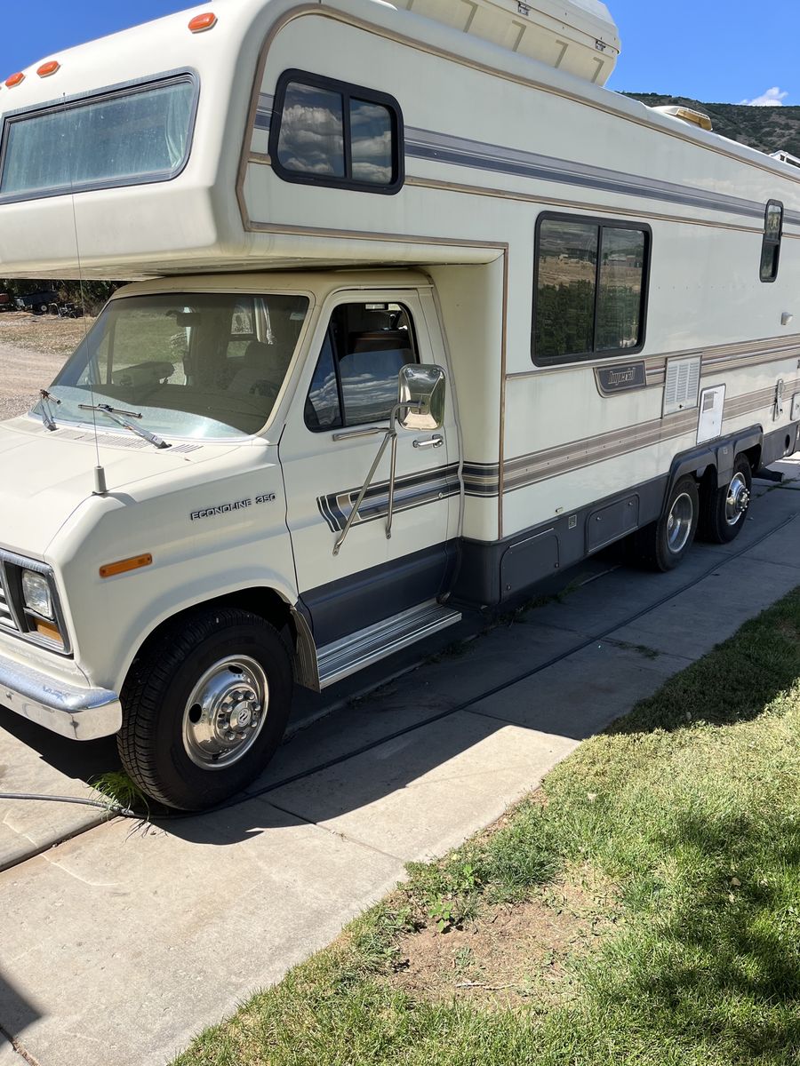 Holiday Rambler Imperial Econoline 350 Class C Motorhome