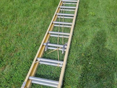 Keller Fiberglass 24 ft Extension Ladder Heavy Duty Industrial