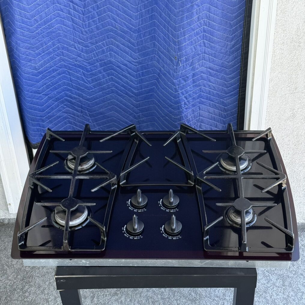 KitchenAid 36” 4 Burner Gas Cooktop Black Glass