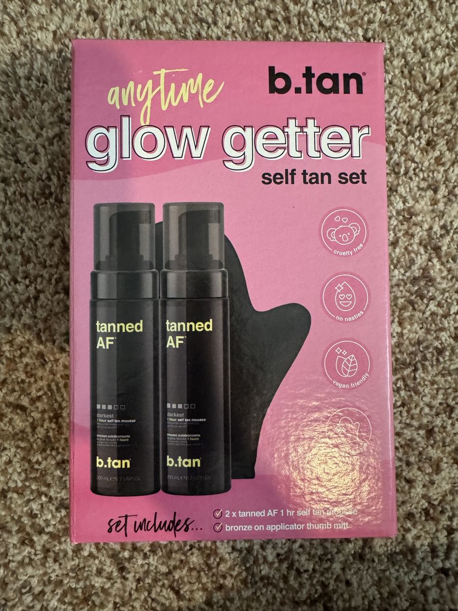 b.tan Anytime Glow Getter Self Tan Set - Tanned AF Mousse & Mitt