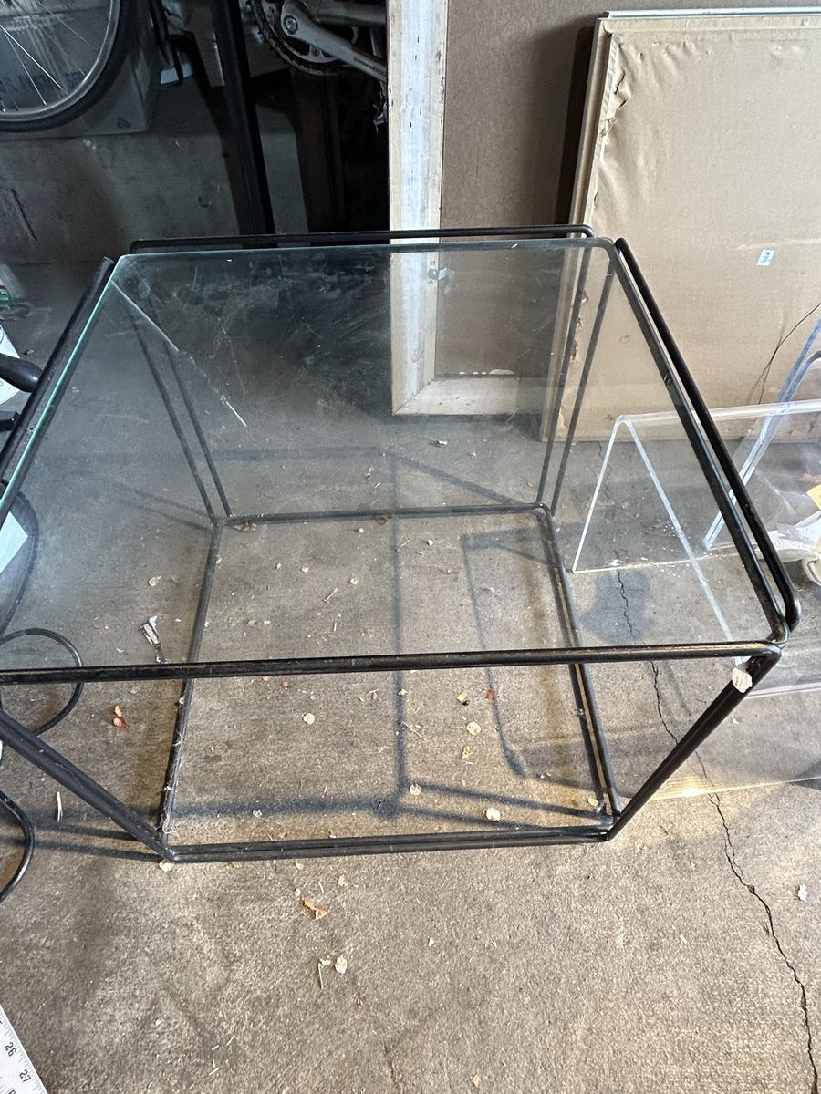 Main image 3