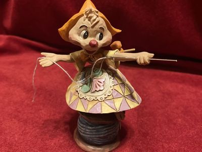Disney Showcase Collection Cinderellas Kind Little Helper Like New In Box By Jim Shore