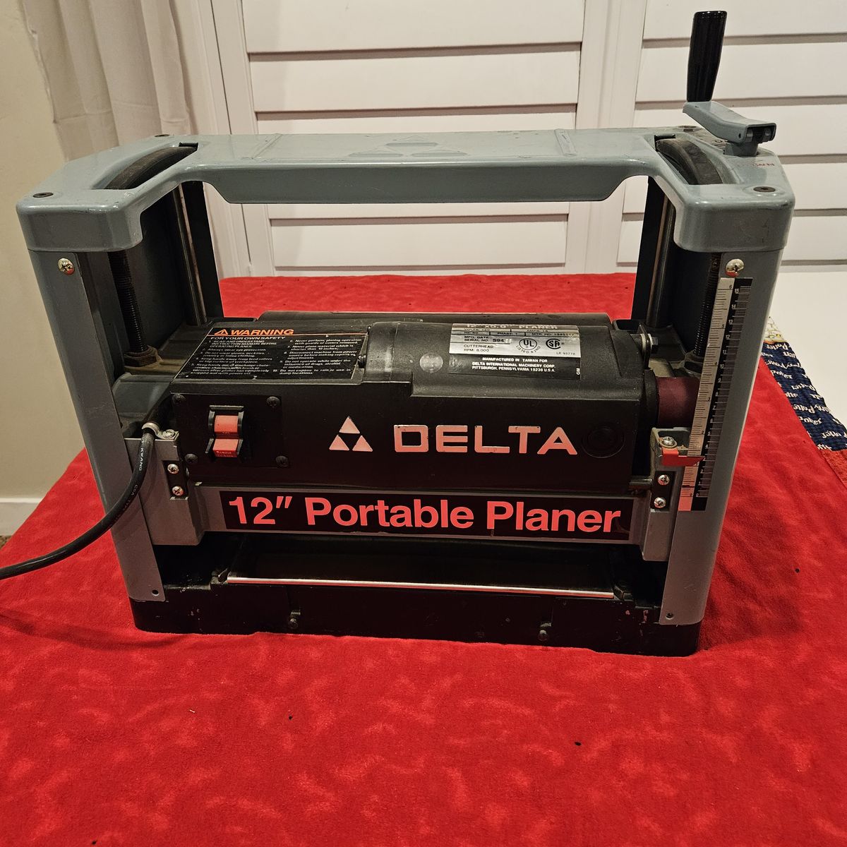 Delta (22-540) 12" Portable Planer
