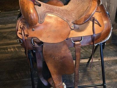 Western Roping/trail Saddle 15" seat