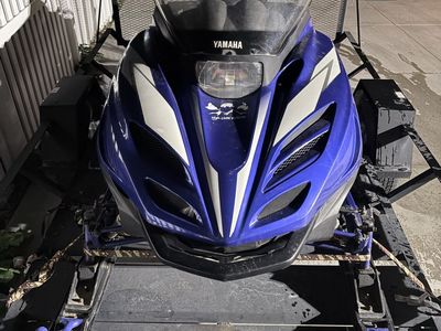 1997 Yamaha Snow Mobile
