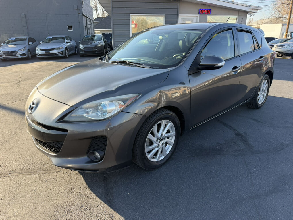 2013 Mazda Mazda3 i Sport