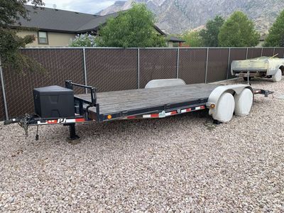 PJ 7x20 dove tail Flatbed 10k gvw with 10k lifting jack