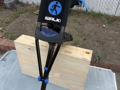 Peg Leg iWALK2.0 Hands Free Crutch Knee Scooter Alternative