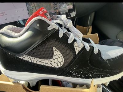 Jordan 90 Low Football Cleats