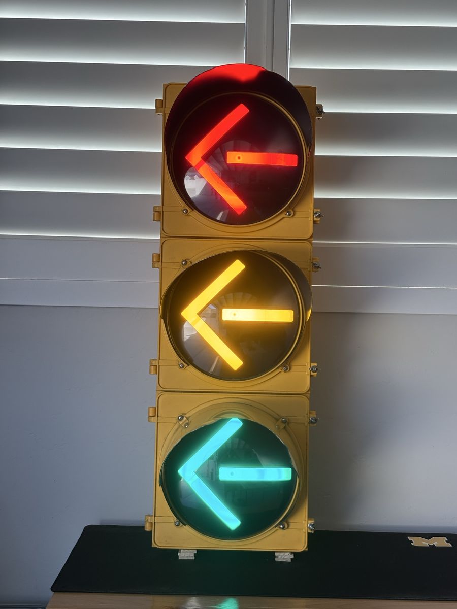 McCain 12” LED Arrow Directional Traffic Signal Original