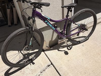 Trek Skye SL Women’s 29er Mountain Bike