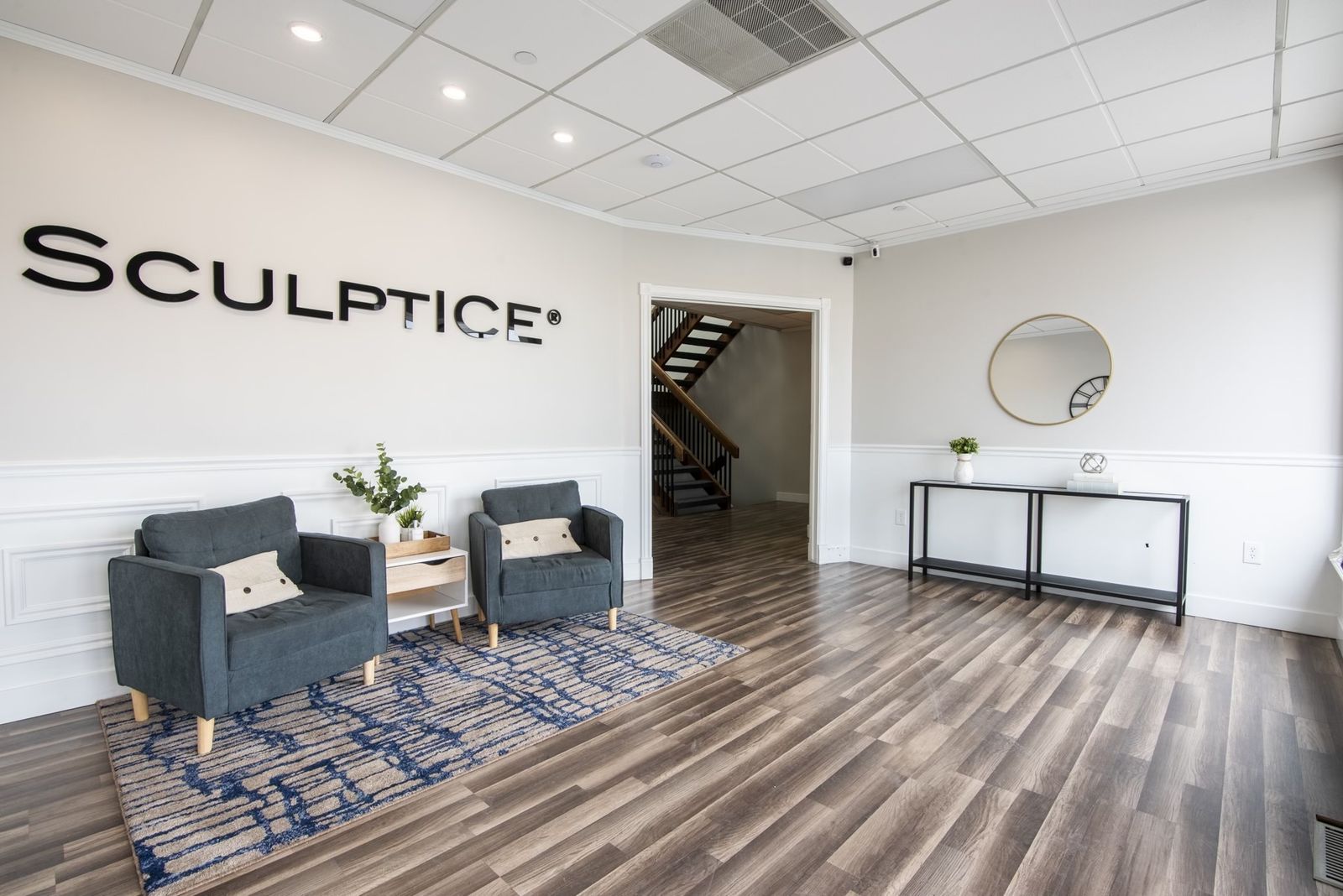 Main level office space for Rent in Sandy office building. Great central location.