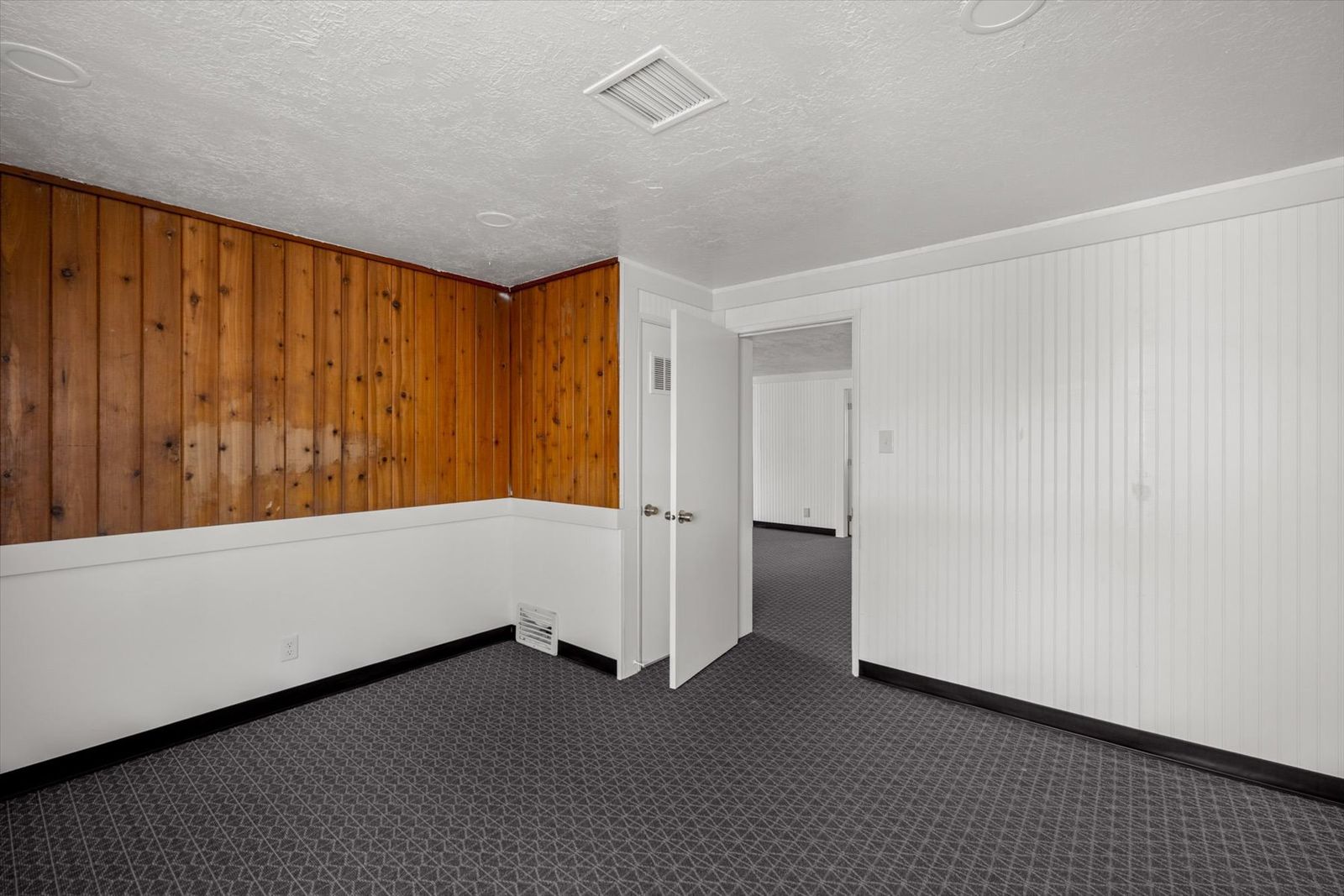 Main image 9