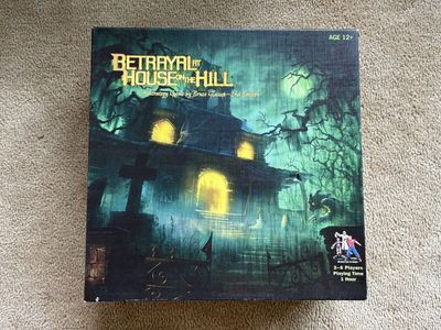 COMPLETE/NEW Betrayal at House on the Hill Board Game (2nd edition)