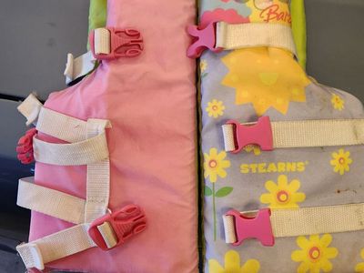 Barbie youth life jacket