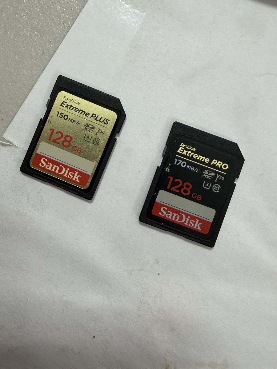 Sd card sandisks 128gb, 28$ each , tested working