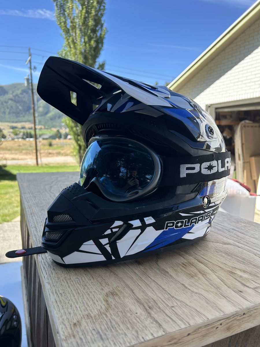 polaris full face helmet + goggles