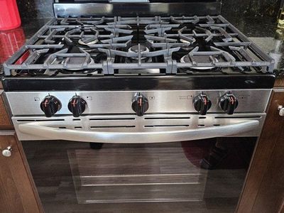 Frigidaire gas range