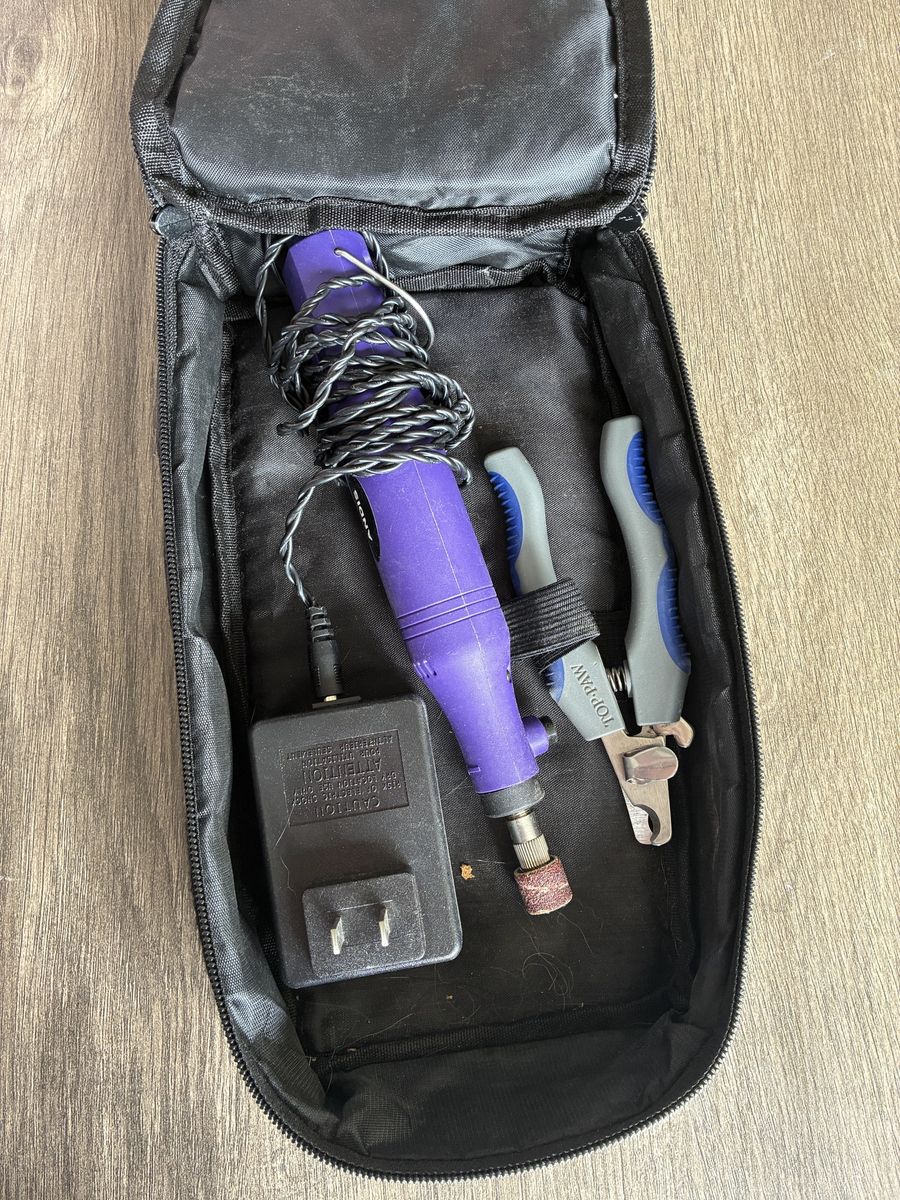 Andis nail grinder & top paw nail trimmers