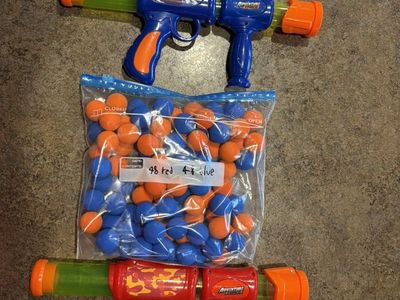 Adventure Force Pop Blaster Set Of 4 & Foam Balls