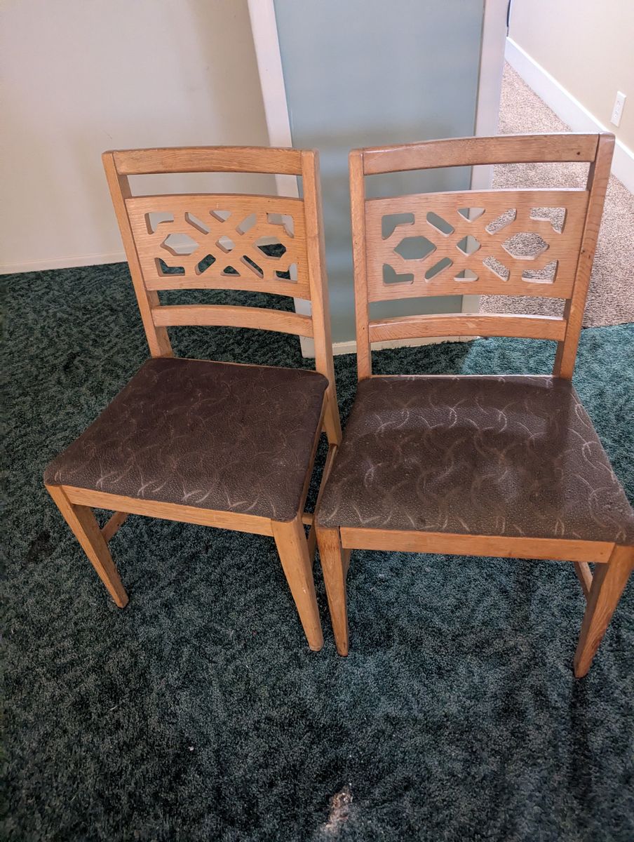 Old chairs (3)