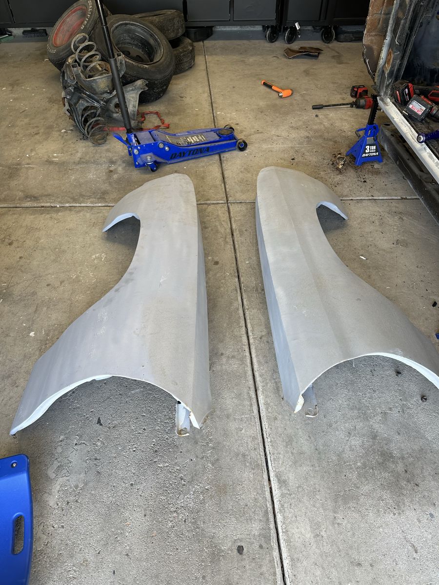 71/72 Chevy Chevelle Front Fenders