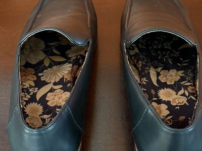 Black leather loafers; size 8 1/2