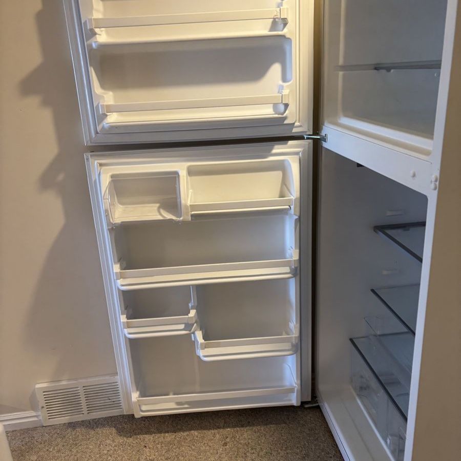 Maytag Top‑Freezer Refrigerator