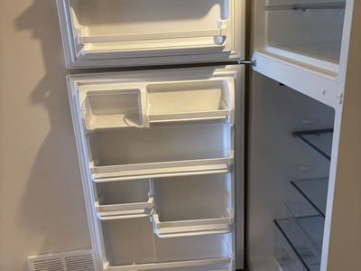 Maytag Top‑Freezer Refrigerator