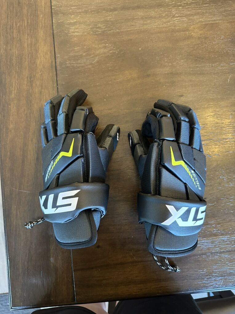 Lacrosse Gloves - STX