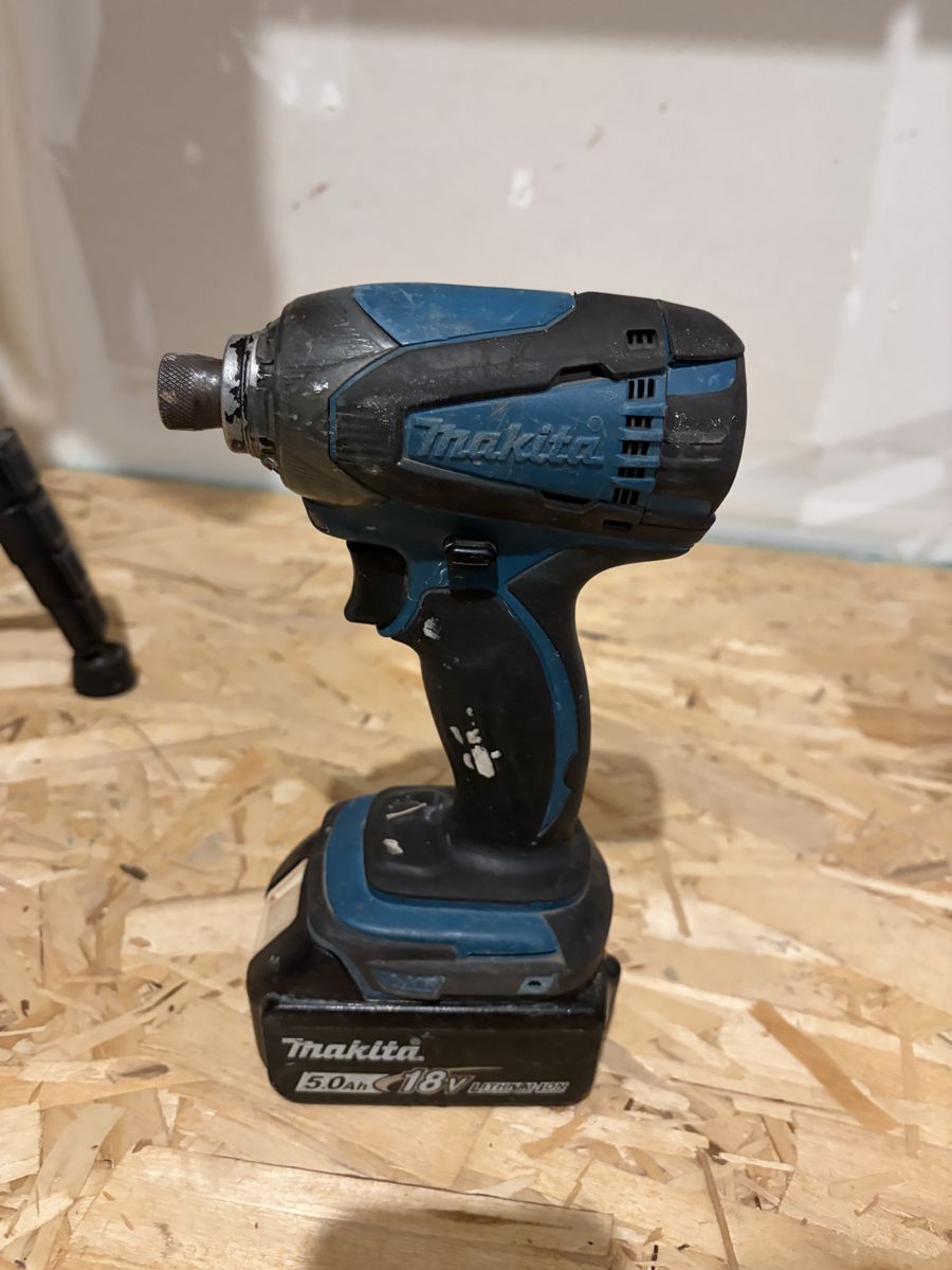 Makita Impact Driver and Battery