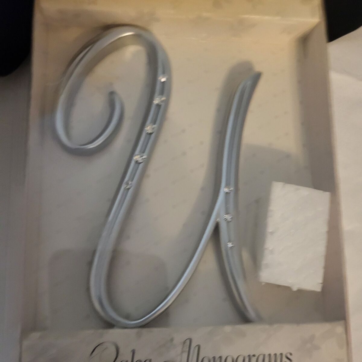 Letter "U" cake topper