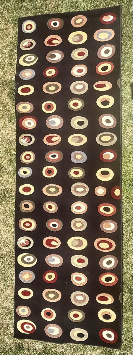 Handmade High Quality Chandler 4 Corners “Penny Bullseye" Runner Rug 130x42