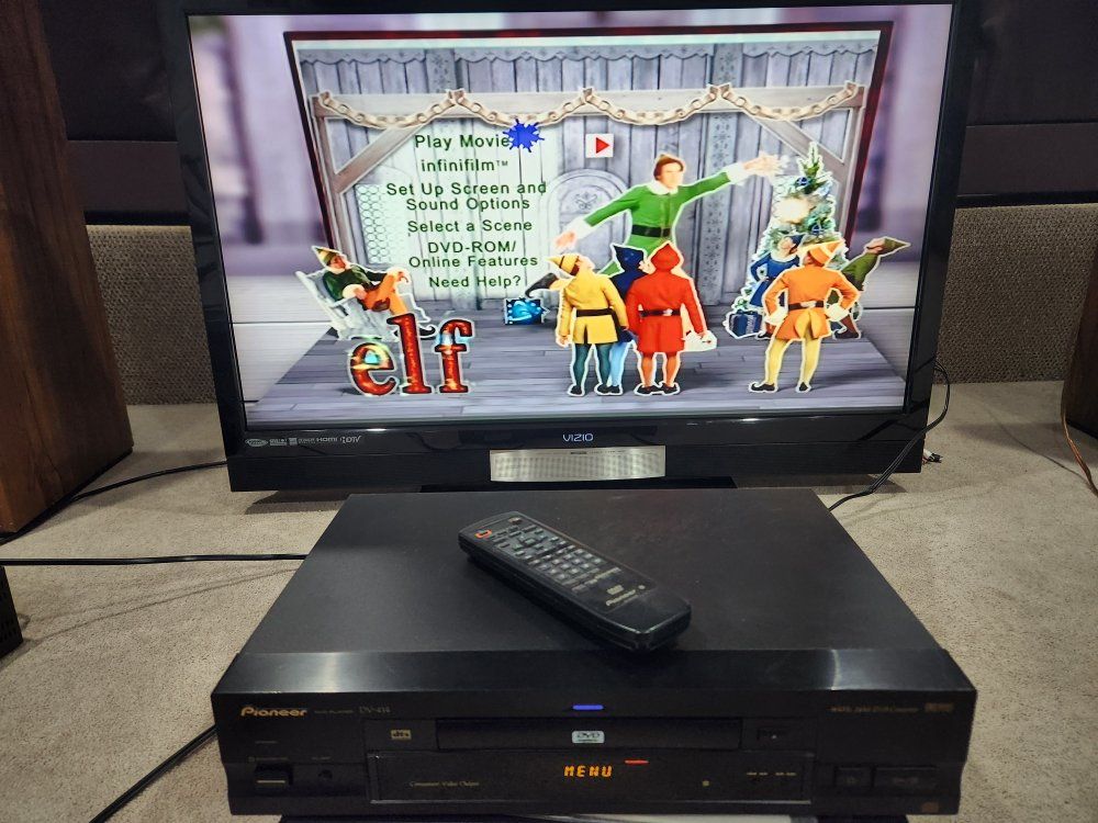 Pioneer DVD Player. Excellent condition.