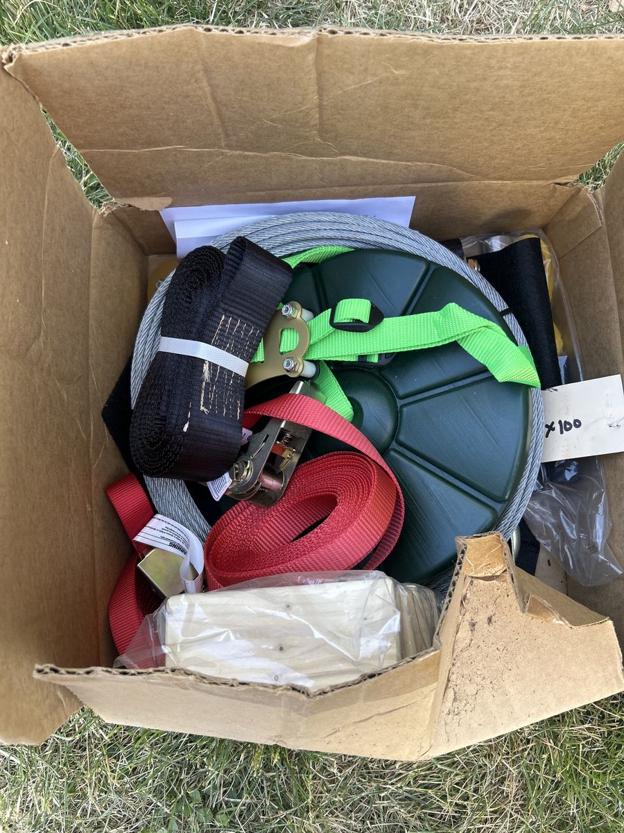Alien Flier Zip Line Kit - 100 ft Cable with Disc Seat & Tree Protection - Never Used!